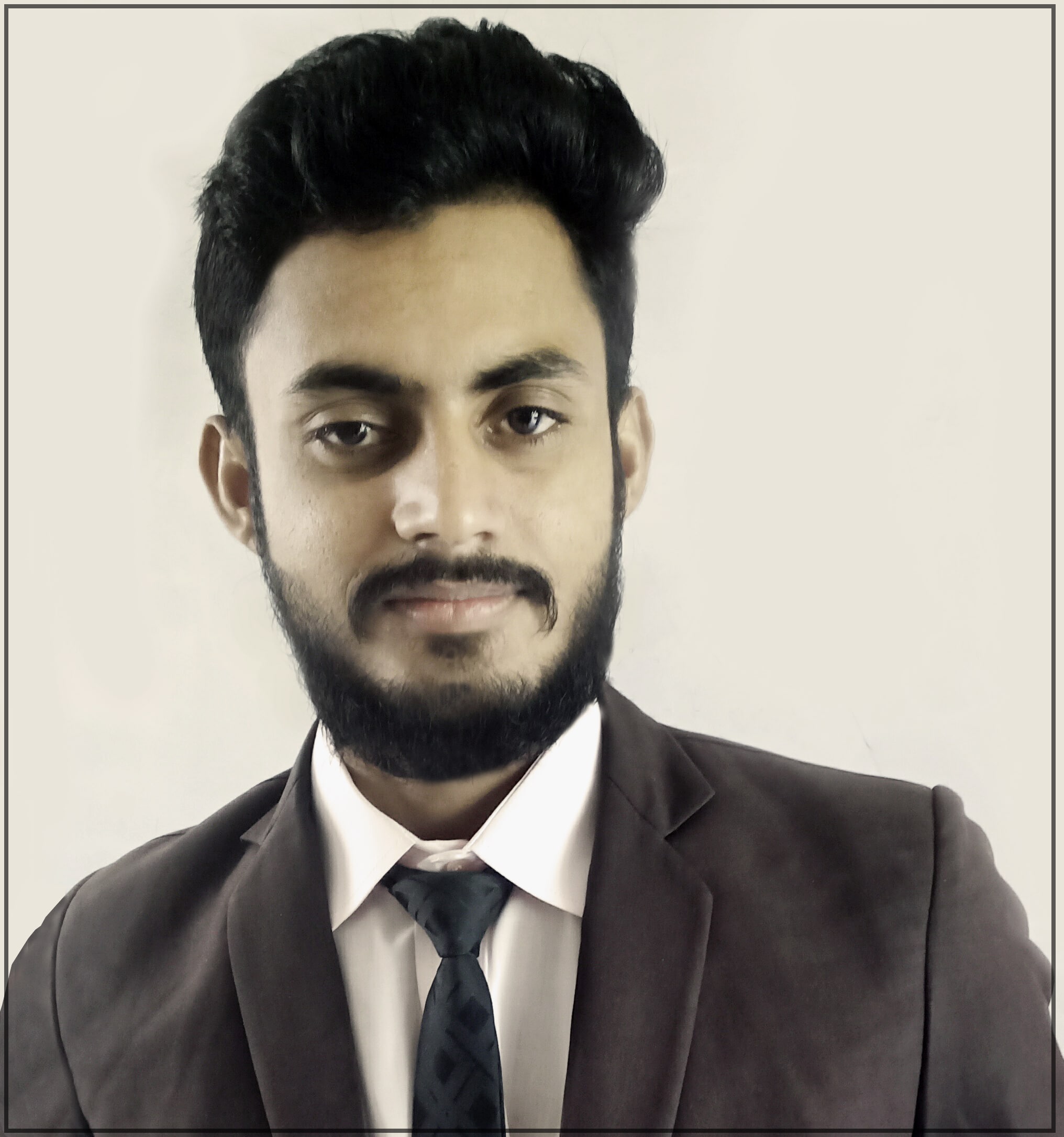 Shahid ali CEO of ExtraPixels and Founder of Freelacology